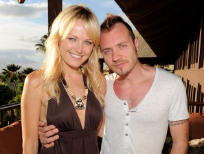 Malin Akerman y Roberto Zincone esperan su primer hijo.